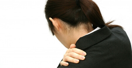 腰痛、肩こり、肩甲骨・背中の痛みには整体を