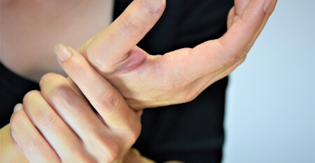 腰痛、腱鞘炎、手の痺れ・痛みには整体を